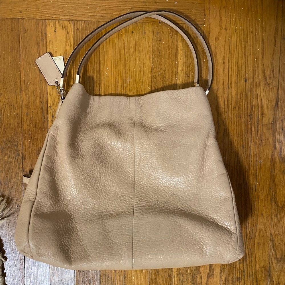 Coach Purse - Picture 3 of 12